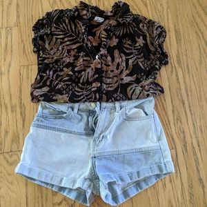 Pac Sun Mom short